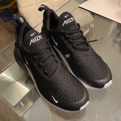Nike Air 270