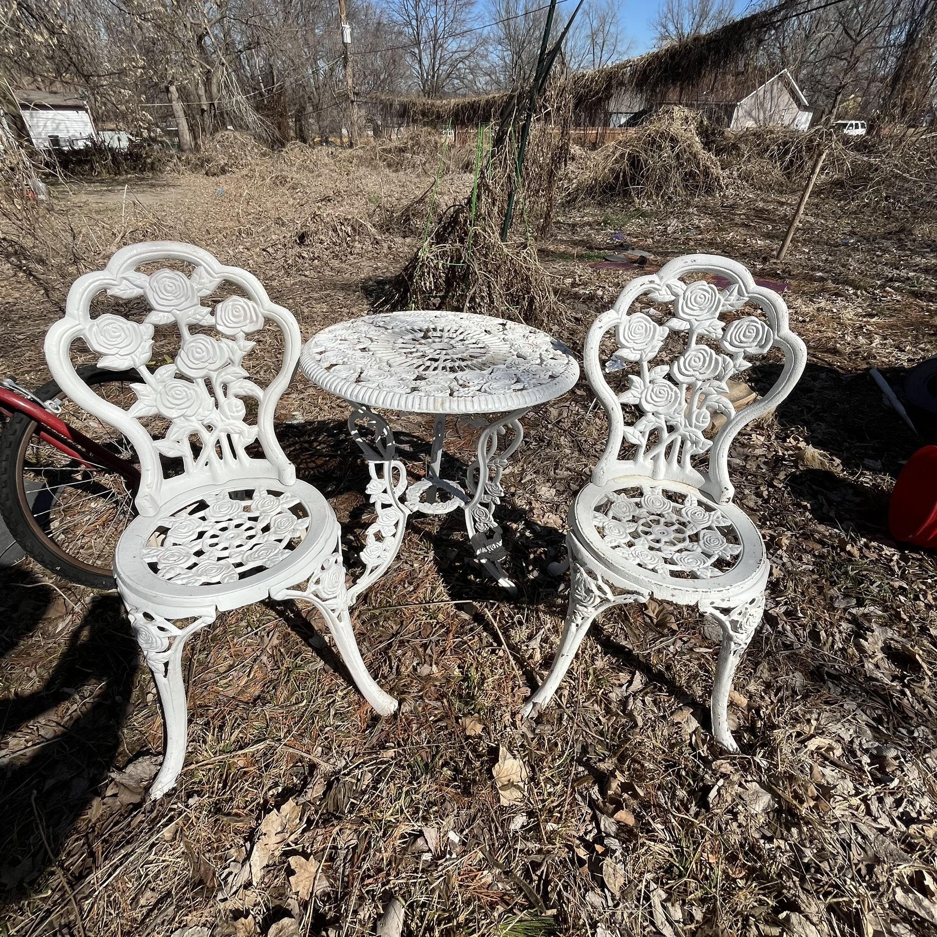 Cast Iron Rose Bistro Set 