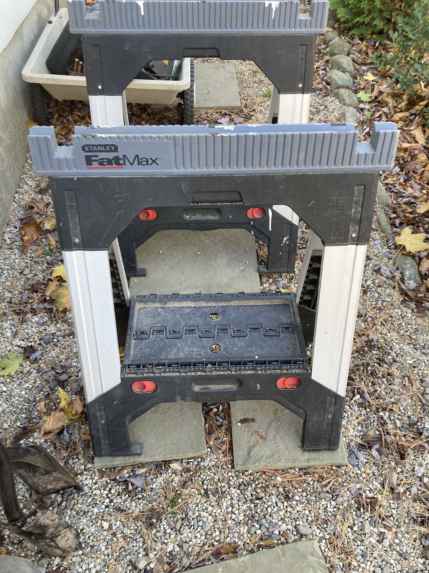 2 STANLEY Fatmax Sawhorses