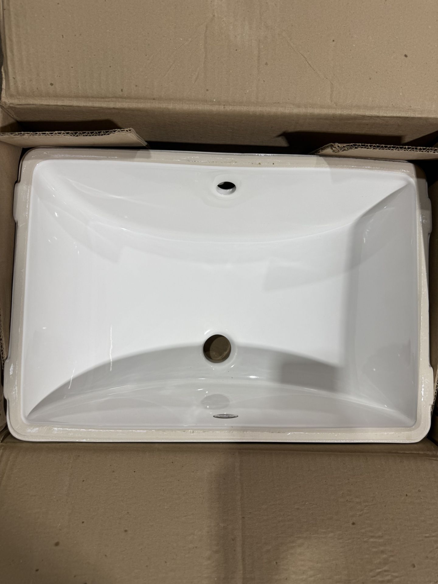 American Standard Studio 19-3/4" Undermount Vitreous China Bathroom Sink