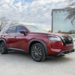 2022 Nissan Pathfinder