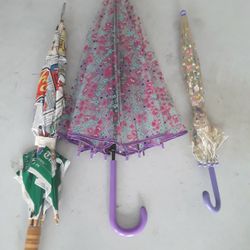 Rain And Sun Umbrellas In Weeki Wachee Spring Hill