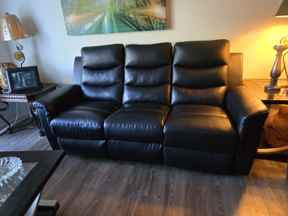 Brand New Dual Recliner Sofa 