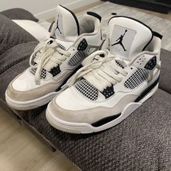 Military Jordan 4s 