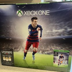 Xbox One 1TB/To Black Console Model 1540 In Box w/o Controller 