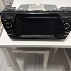 Radio Toyota corolla 2016