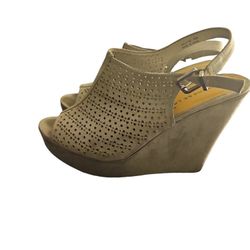 Chinese Laundry Taupe Open Toe Wedges