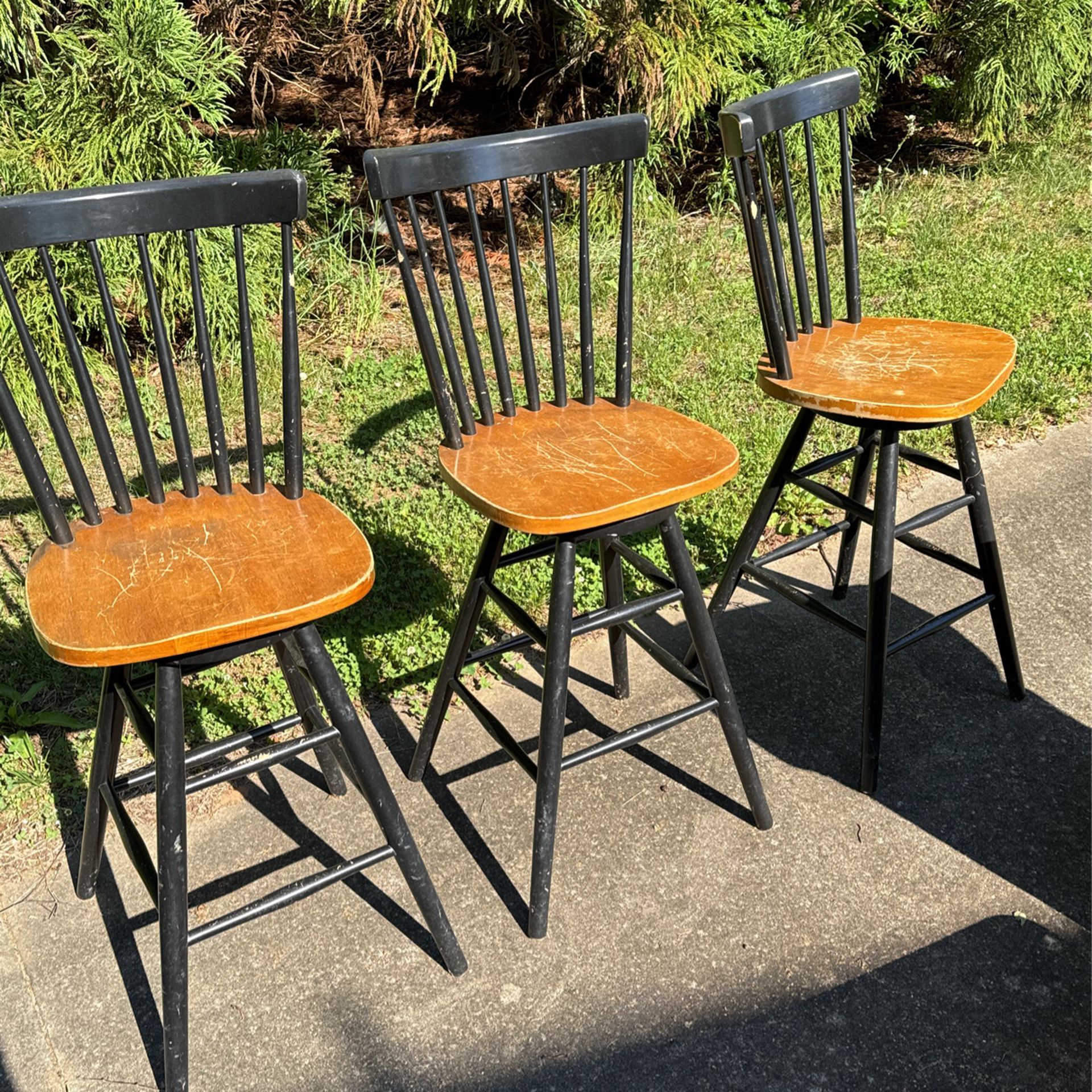 3 bar stool chairs great quality 