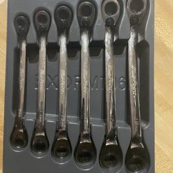 6 pc 12-Point Metric 25° Offset Reversible Ratcheting Box Wrench Set (8-19 mm) Blue-Point $320 