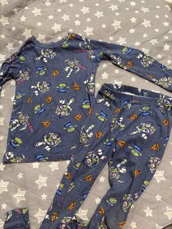 Gap Pixar Toy Story Buzz Lightyear Pajama Set Size 5T