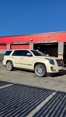 Cadillac Escalade 22 24 26 28 40 spoke wheels available