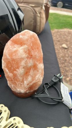 Salt lamp 2.00