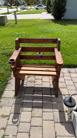 Solíd wood chair