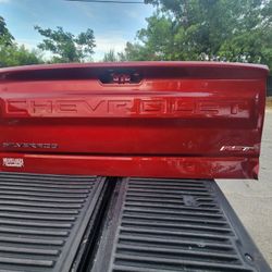 Chevrolet Silverado Tailgate 