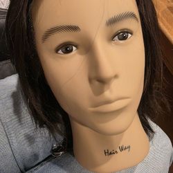 Maniquine Head New For Styling In A Beauty Saloon