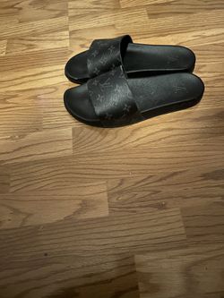 Louis Vuitton Slides Men Size 10.5