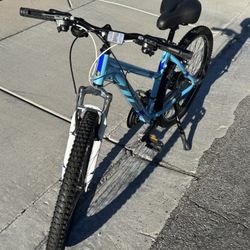 Royce Union 26” Mountain Bike – 17” Frame – Shimano – Ready to Ride