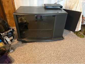 Entertainment center