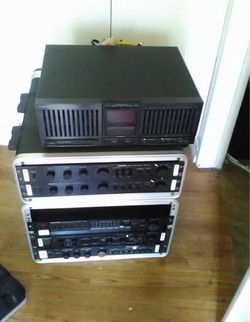 Preamp control unit. 5 Nikko preamps, 1 Kenwood GE 1100
