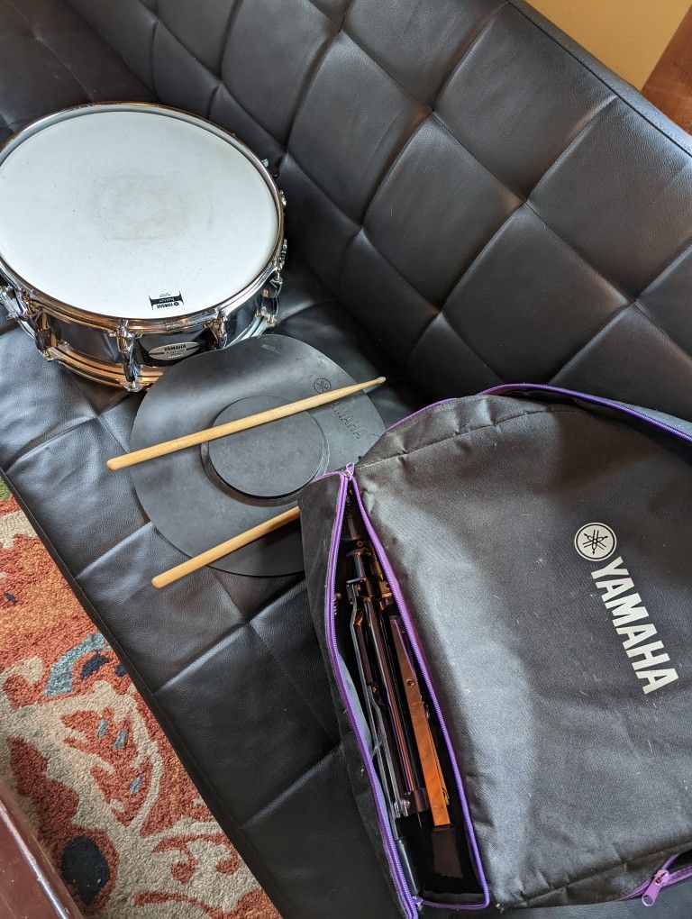 Snare Drum Yamaha Student Package 