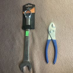 Dual end wrench and slip joint plier