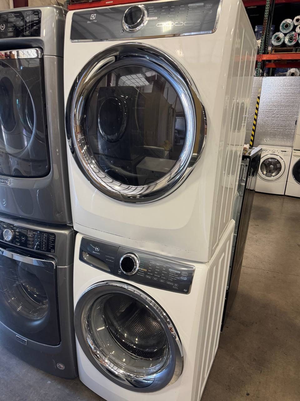 ELECTROLUX XL CAPACITY WASHER DRYER ELECTRIC STACKABLE FRONT LOAD SET WARRANTY DELIVERY