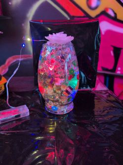 Candle -Water Filled Decor Vase W/ LED Fairy Lights- Flower Themed
