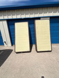Beautiful mattress base $58
