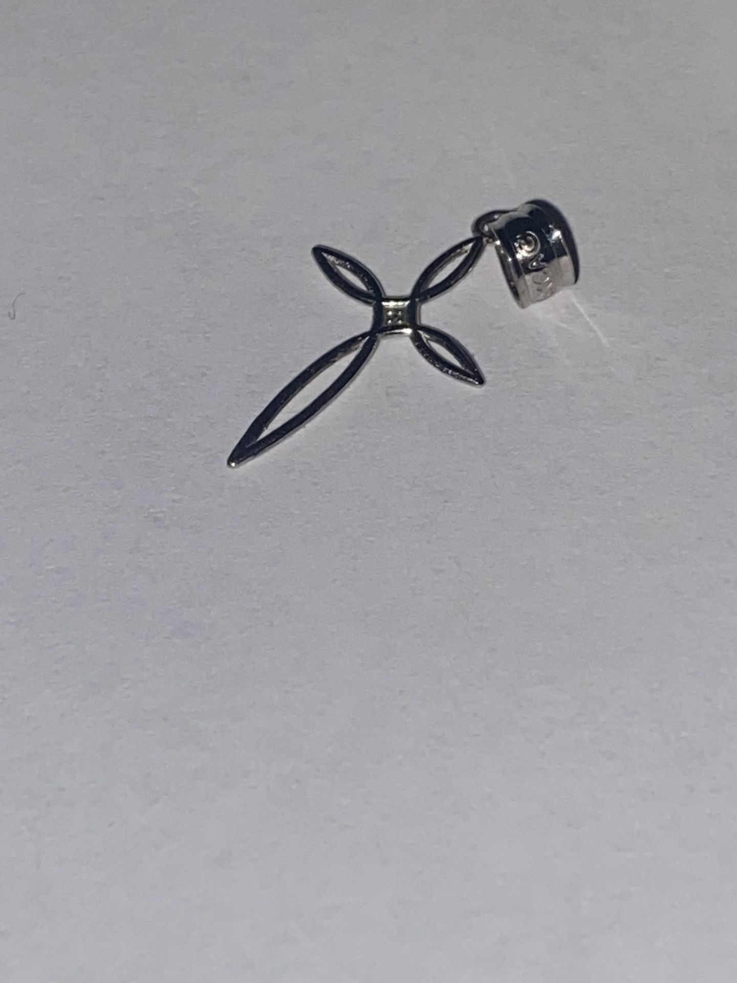 14 karat white gold beautiful thin cross pendant ADI925 antique green