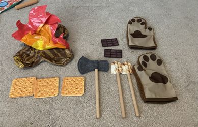 Grill Camping Set Includes s’mores Set