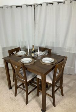 Counter Height Dining Table with 4 Chairs / Comedor de Mesa Alta y 4 Sillas