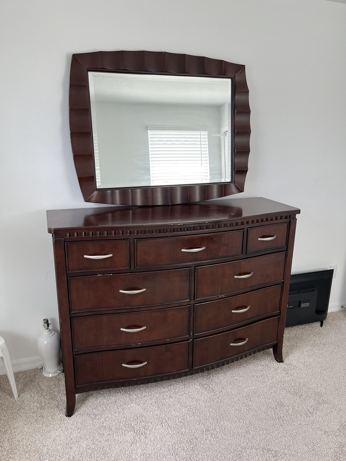 Solid Wood Dresser With Mirror