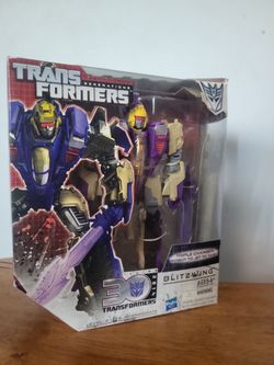 Transformers Generations Blitzwing