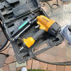 Bostitch Finishing Nail Gun