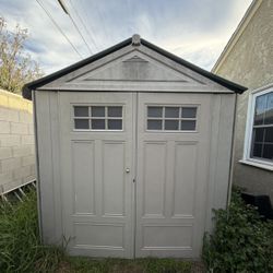 Rubbermaid Shed 7x10.5