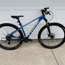 Trek Marlin 6 2021 Medium Frame 29” Wheel