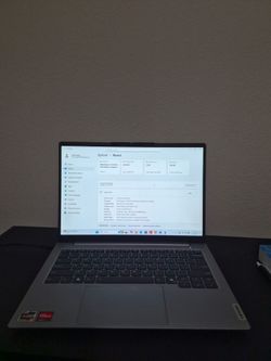 Lenovo Laptop