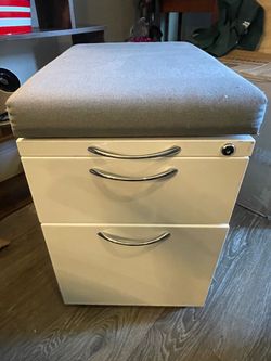 Heavy-Duty Rolling Storage Cabinet with Padded Seat ā Metal Drawers
