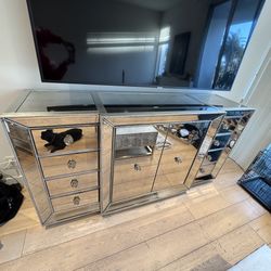 Z Gallerie Omni Buffet