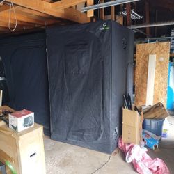 Grow Tent