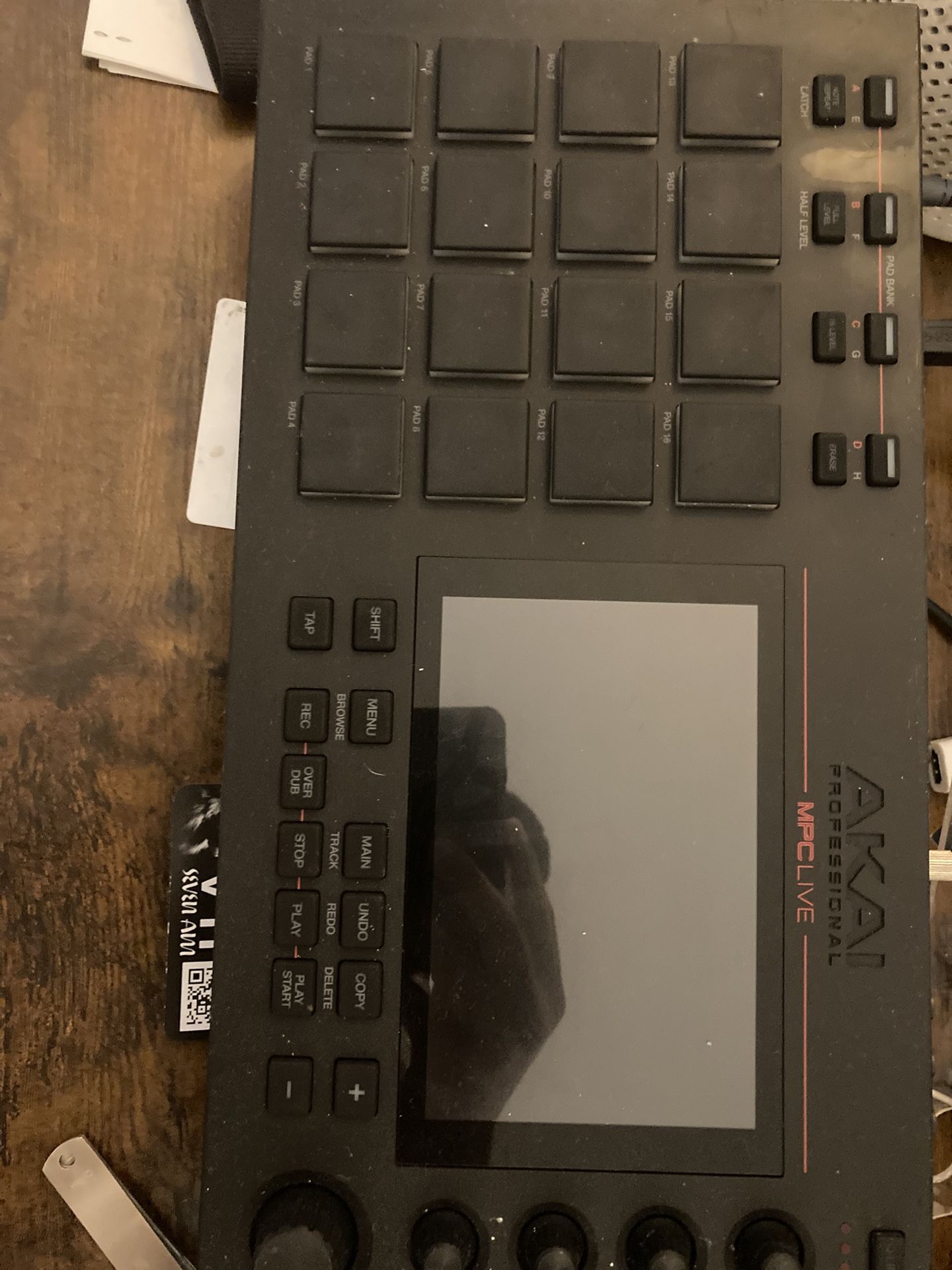 MPC LIVE 1