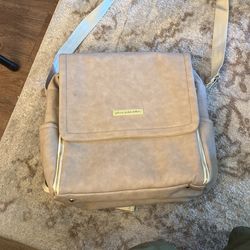 petunia pickle bottom diaper bag beige