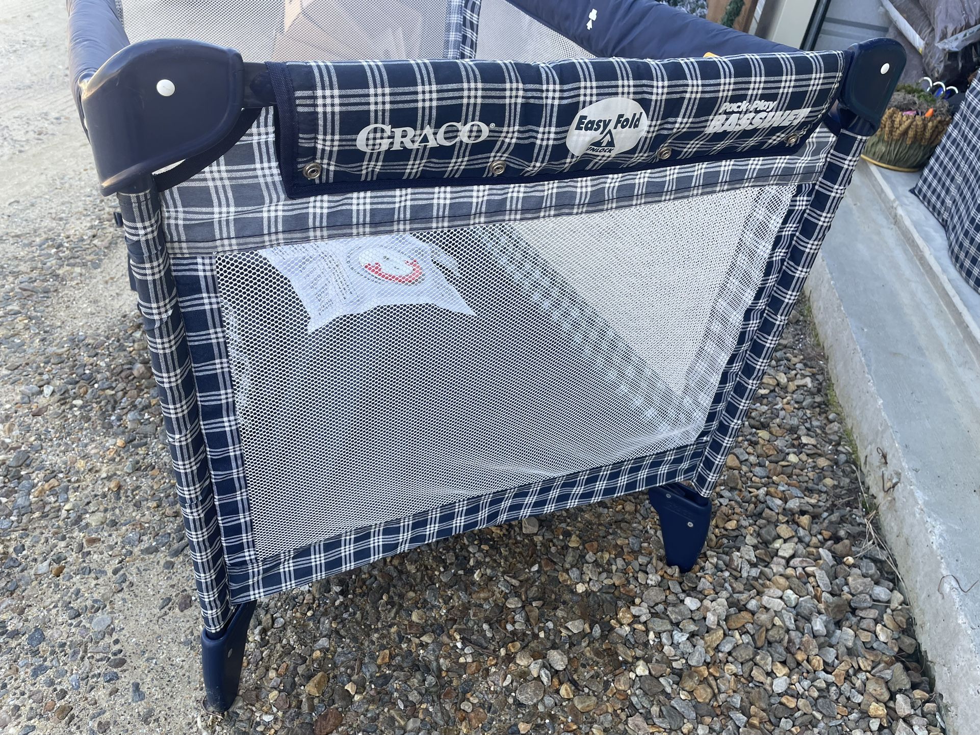 Graco Play Pen