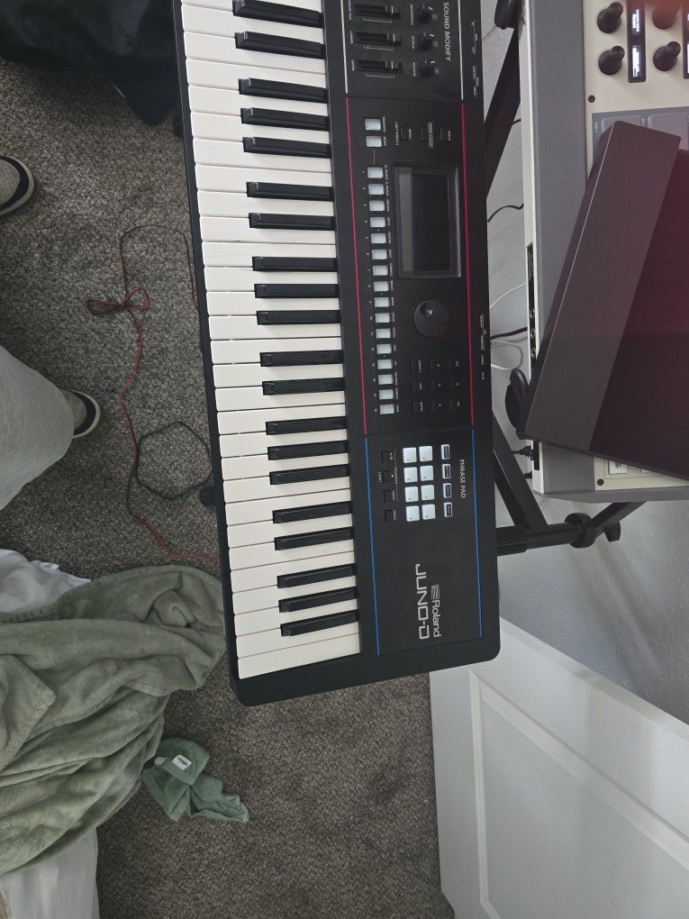 Roland Juno-D 61 Key