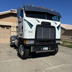 94 Freightliner cabover