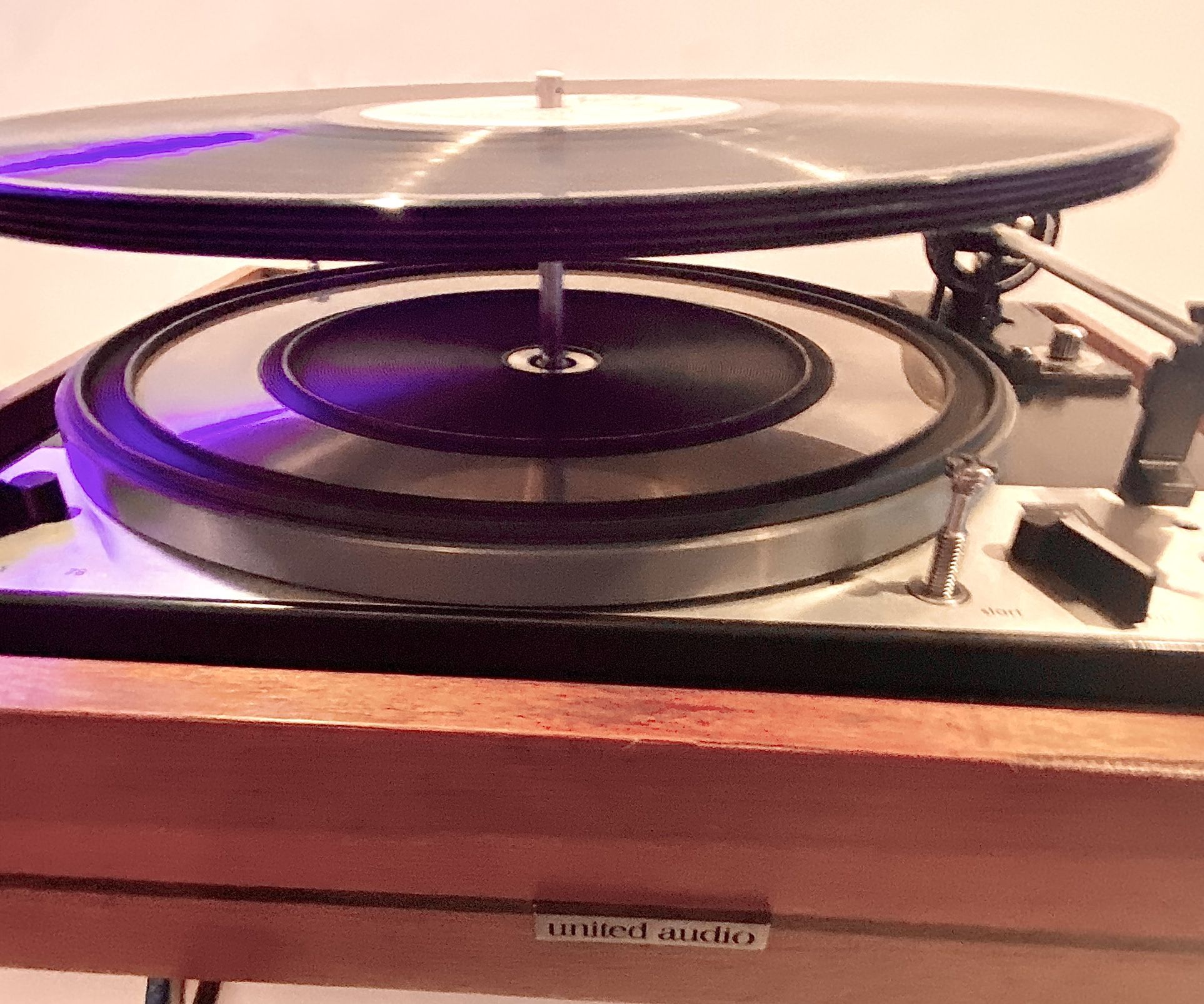 Dual 1218 Multi Album Turntable