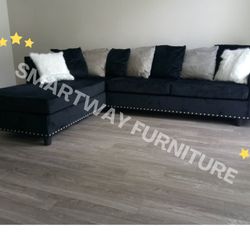 Black Cindy Sectional Reversible New Box 📦 