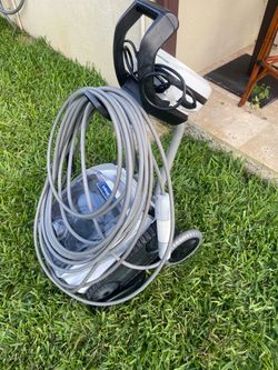 Pool cleaner lower unit