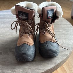 Snow Boots