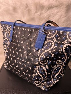 Beautiful Coach Bag In New Condition $125!